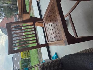teak stoelen beschikbaar voor biedingen