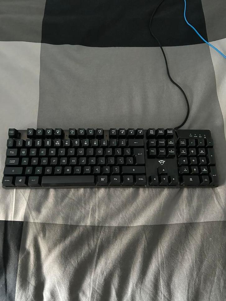 Toetsenbord en muis, Computers en Software, Toetsenborden, Zo goed als nieuw, Overige indelingen, Draadloos, Toetsenbord en muis-set