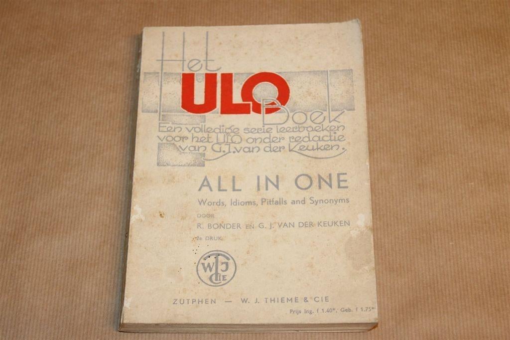 ULO All in One — Words, Idioms & Pitfalls [2e Druk 1942], Boeken, Ophalen of Verzenden, Gelezen, Van Dale