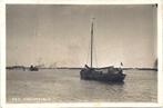 Ned.Hardinxveld riviergezicht met boot fotokaart jaren 1940, Verzamelen, Ansichtkaarten | Nederland, Verzenden, 1920 tot 1940
