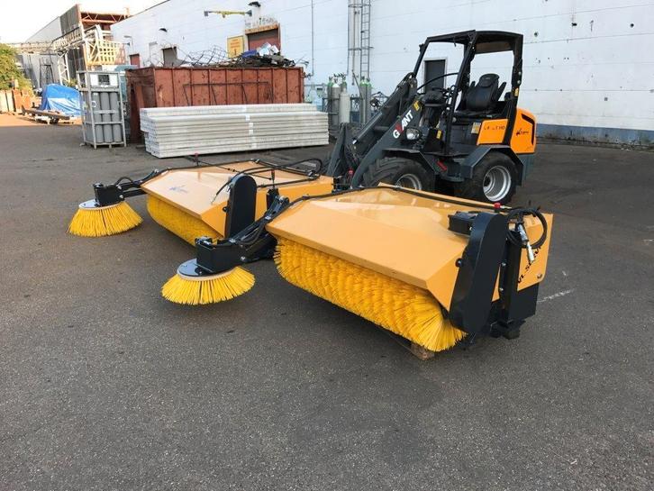 Veegmachine met zijborstels, Doe-het-zelf en Verbouw, Reinigingsmachines, Nieuw, Schrobmachine, Ophalen