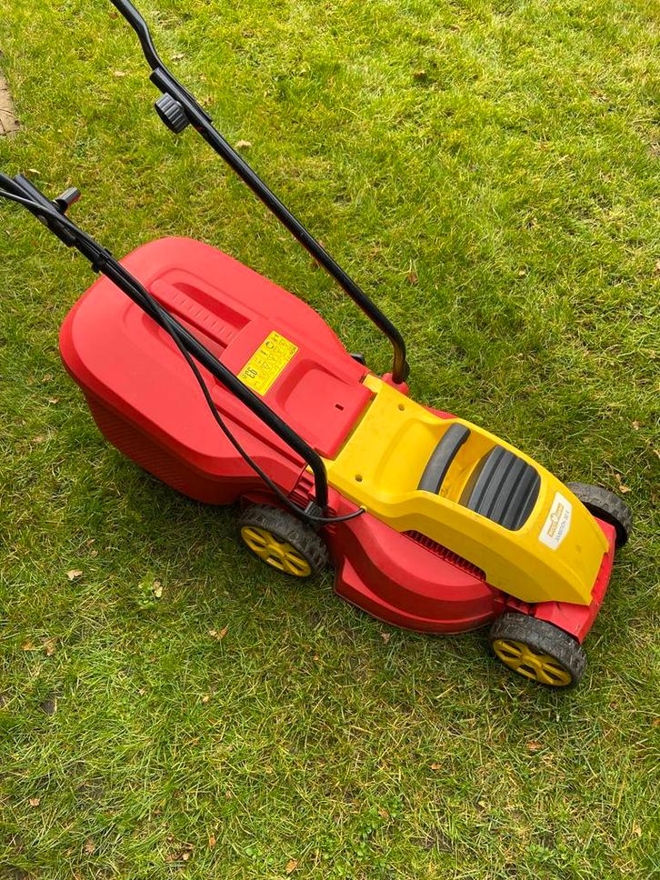 Elektrische Grasmaaier - Wolf Garten Ambition 32 E, Tuin en Terras, Grasmaaiers, Gebruikt, Elektrische grasmaaier, 30 t/m 39 cm