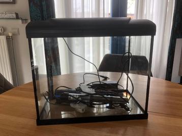 Aquarium HS 30 Platy beschikbaar voor biedingen
