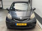 Toyota Aygo 1.0-12V +, Voorwielaandrijving, Stof, Gebruikt, 4 stoelen