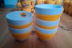 Chocomel bekers / mokken

Totaal 5 stuks voor 15 euro, Ophalen of Verzenden, Zo goed als nieuw, Overige stijlen, Kop(pen) en/of Schotel(s)