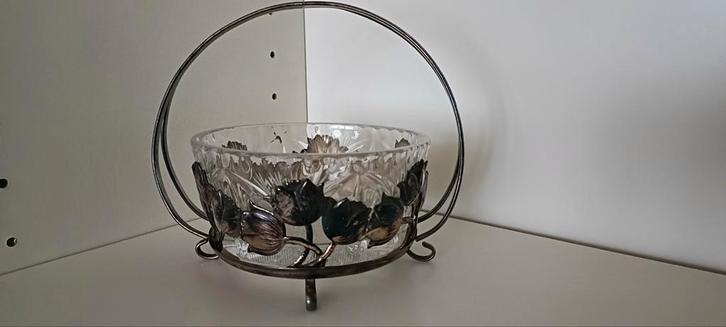 Verzilverd mandje met tulpen en glazen schaal, Antiek en Kunst, Antiek | Glas en Kristal, Ophalen of Verzenden