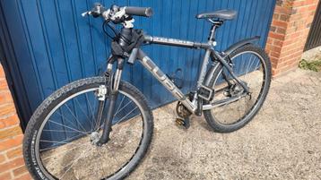 Cube carbon frame mountainbike 26 inch, 21 versnellingen,  beschikbaar voor biedingen