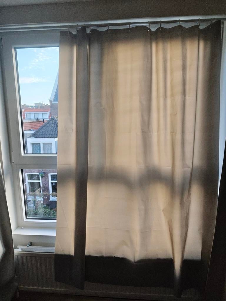 IKEA douchegordijn met stang en haakjes - gratis, Ophalen, 150 tot 200 cm, Zo goed als nieuw, Grijs