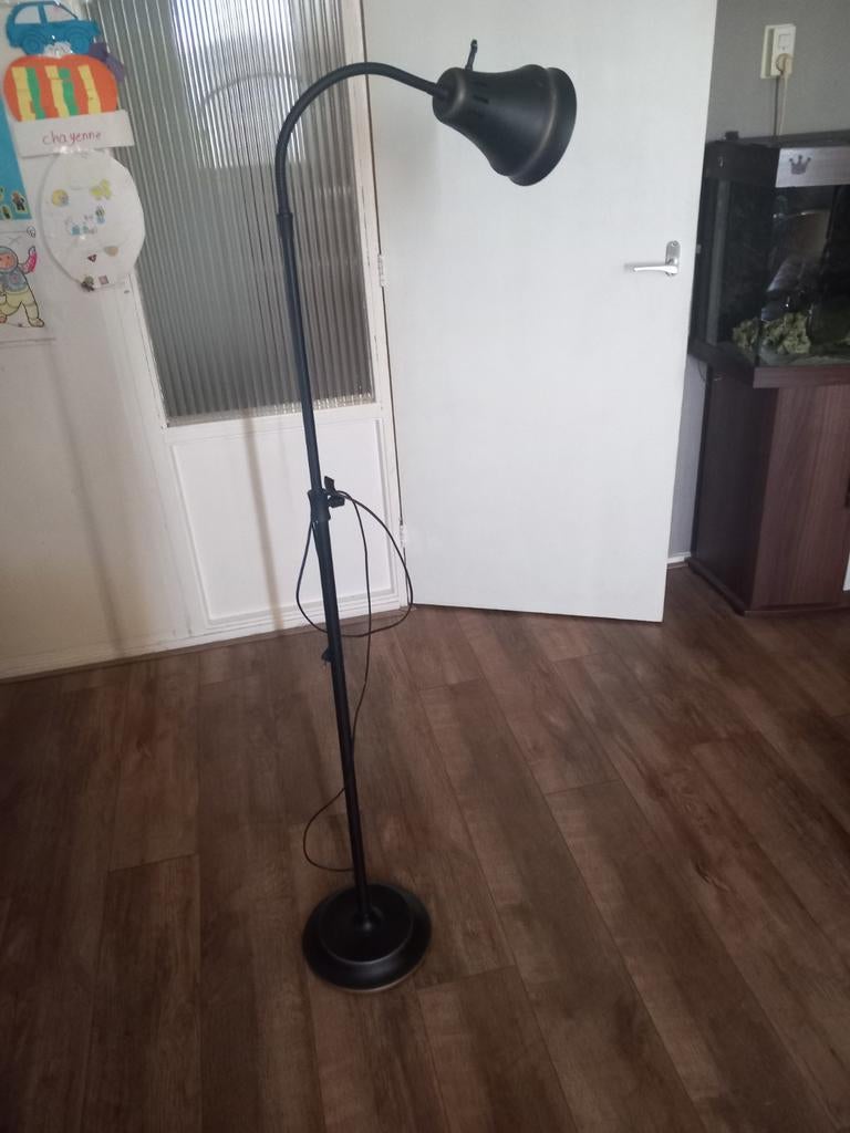 Staande lamp, Ophalen, 150 tot 200 cm