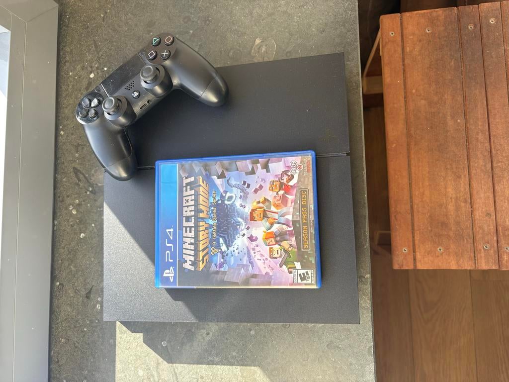 PS4 + MSI Gaming Monitor 175Hz + 8 games, 1 speler, Ophalen, Gebruikt