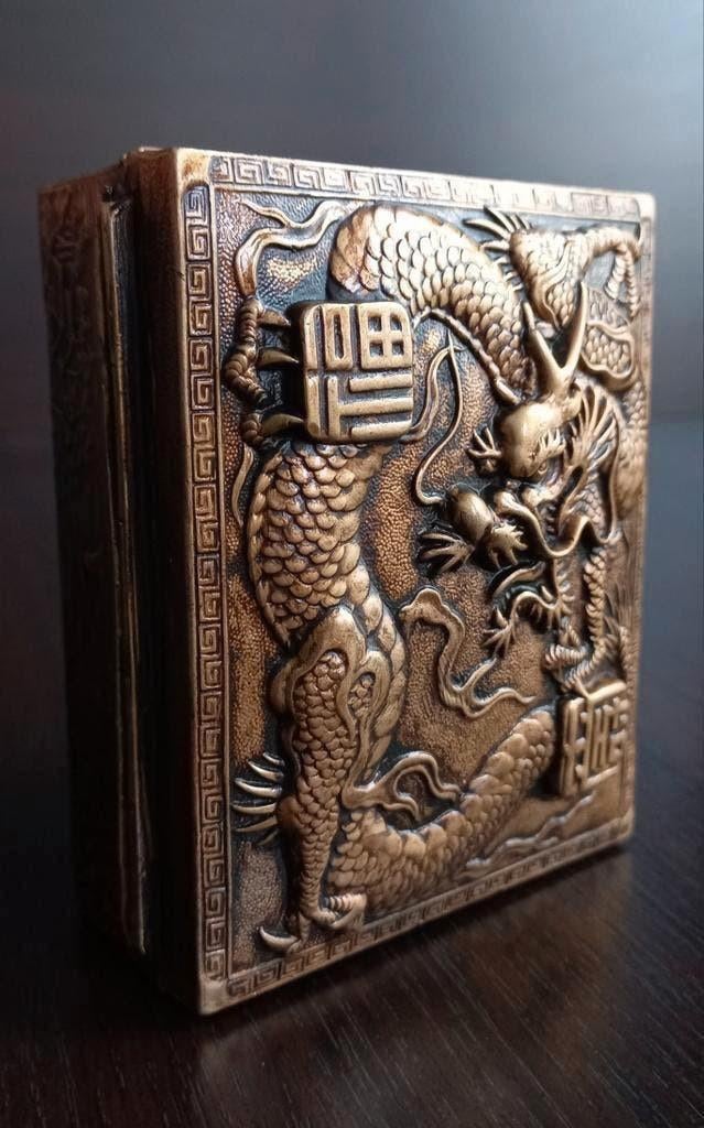 Antiek zware Japanse doosje met Draak, Ophalen of Verzenden