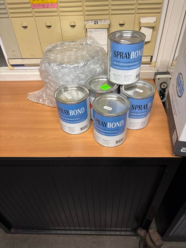 Spraybond EPDM Lijm - Contactlijm voor diverse ondergronden, Minder dan 5 liter, Ophalen of Verzenden, Nieuw, Wit