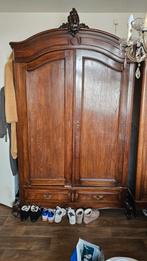 Antieke kuifkast met sleutel, Antiek en Kunst, Antiek | Meubels | Kasten, Ophalen of Verzenden