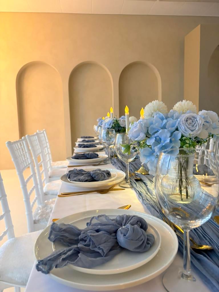 Tafels, napoleon stoelen, servies en decoratie voor verhuur, Ophalen, Zo goed als nieuw, Geboorte of Huwelijk