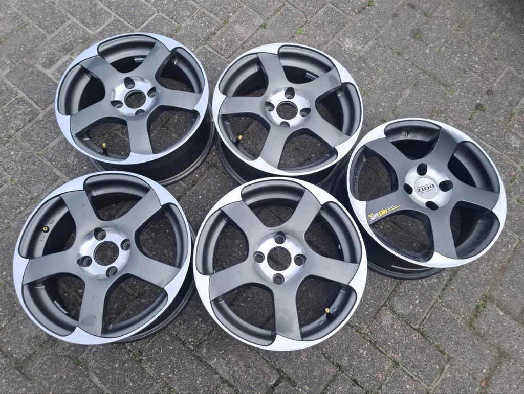 15 inch velgen 4x100 ET37 - Zo goed als nieuw, Auto-onderdelen, Banden en Velgen, Gebruikt, 15 inch, Velg(en), Ophalen of Verzenden