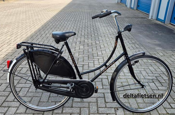 Cortina Omafiets
Framemaat 58cm terugtraprem, Fietsen en Brommers, Fietsen | Dames | Omafietsen, Zo goed als nieuw, 56 cm of meer