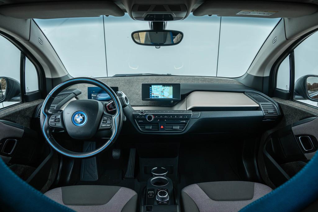 BMW i3 Basis / Stoelverwarming / Warmtepomp / Cruise Control, Auto's, BMW, Automaat, Achterwielaandrijving, Stoelverwarming, Met garantie (alle)