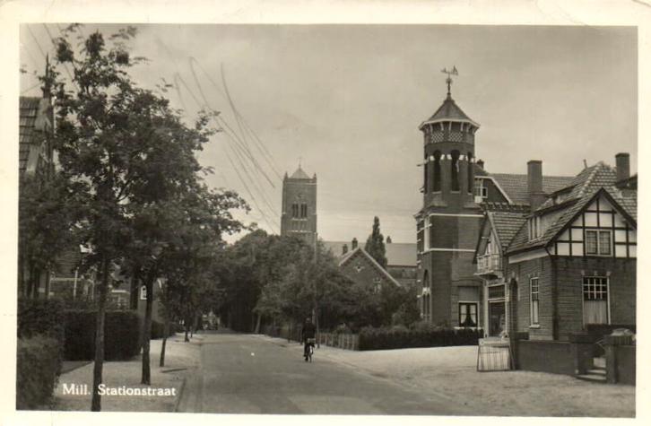Mill, Stationsstraat - gelopen, Verzamelen, Ansichtkaarten | Nederland, Gelopen, Noord-Brabant, Voor 1920, Ophalen of Verzenden
