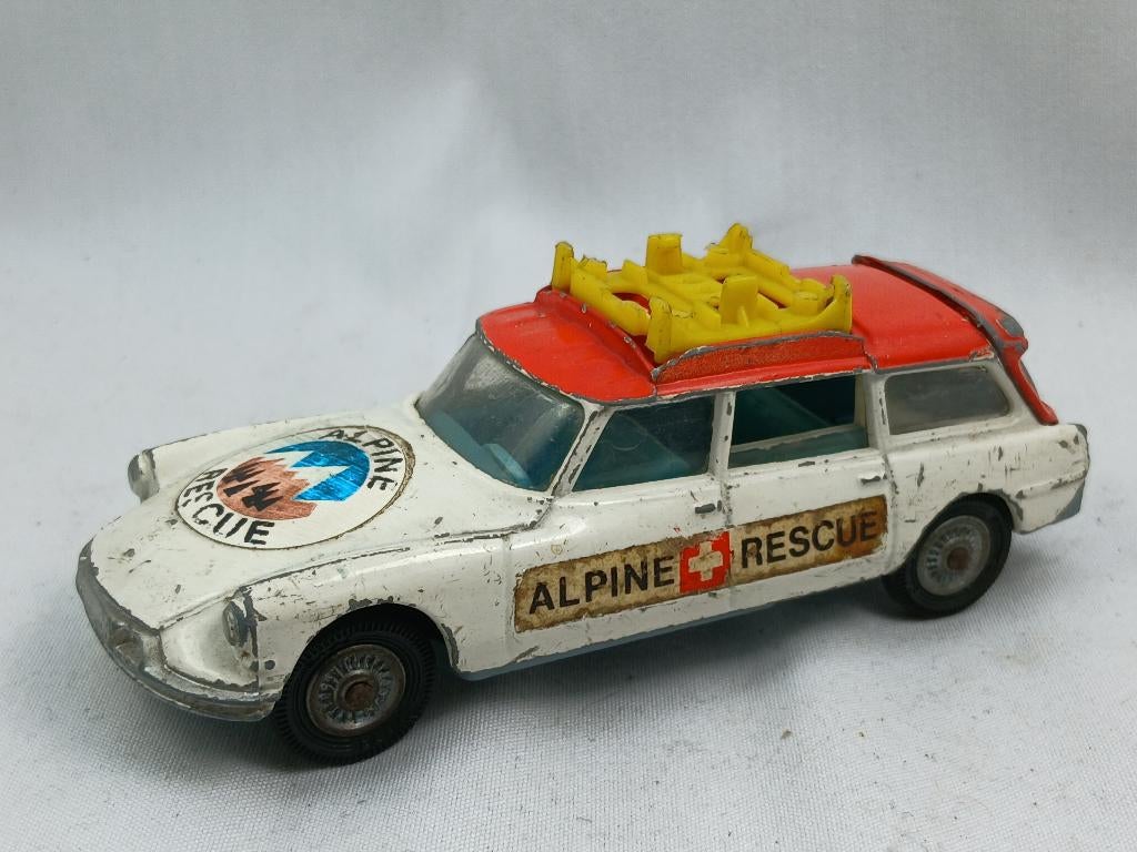 Norev 1:43 Citroen DS 23 Pallas Baujahr 1973 grün metallic 157078