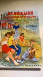 De drieling en het geheim van de autobus, Ophalen, Zo goed als nieuw