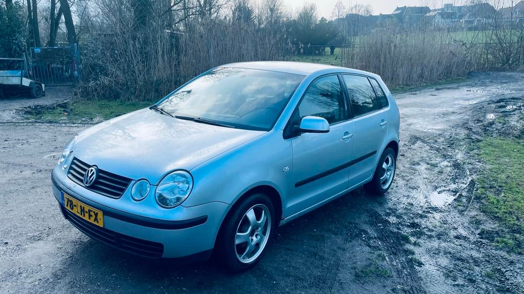 Volkswagen Polo 1.4 55KW AUT 2002 weinig kms, 74 pk, 49 €/maand, Origineel Nederlands, Particulier