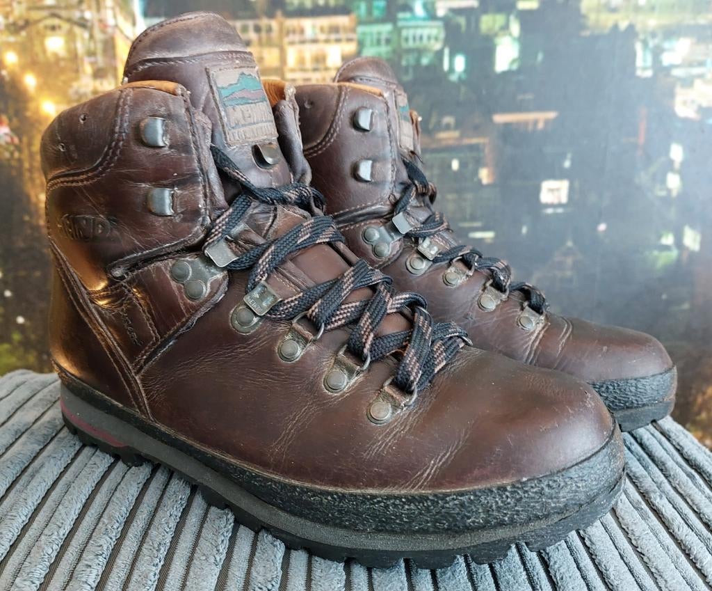 Meindl Borneo Lady LL cat.-B bergschoenen uk-7 / 41, Sport en Fitness, Bergsport en Wandelen, Ophalen of Verzenden, Schoenen