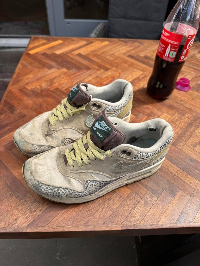 Nike air max 1 safari cobblestone, Ophalen of Verzenden, Zo goed als nieuw, Hardloopschoenen, Nike