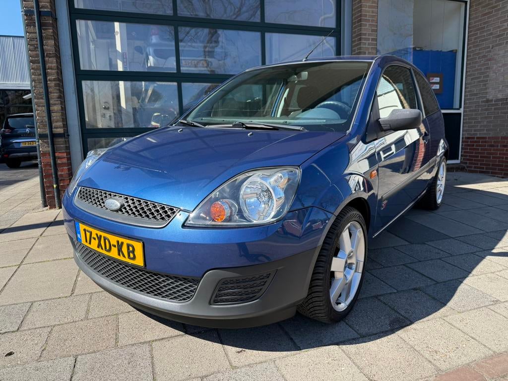 Ford Fiësta 1.3 8V 3DR 2007 | Airco | Inclusief apk en beurt, Auto's, 1299 cc, Stof, 40 €/maand, Zwart