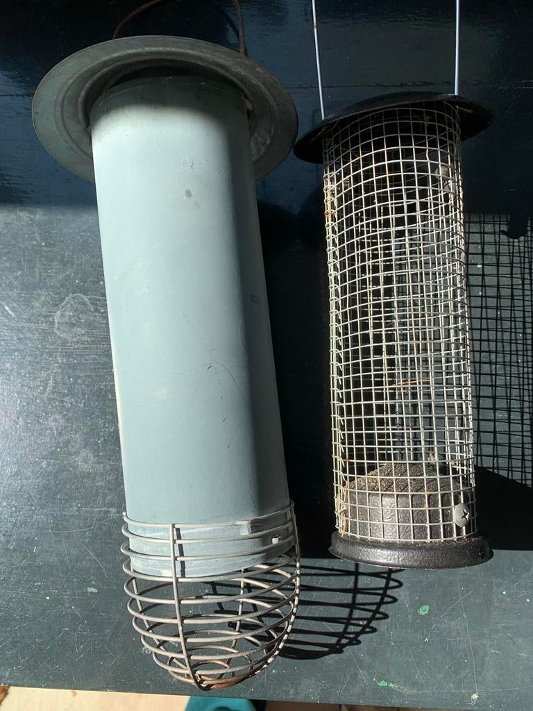 2 vogelvoer silo's, Tuin en Terras, Ophalen of Verzenden, Gebruikt