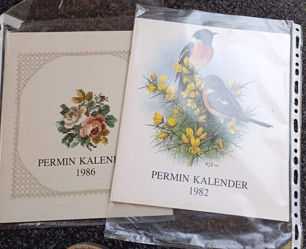 Permin Kalender borduurboekjes 1982 en 1986, Ophalen of Verzenden, Nieuw, Patroon