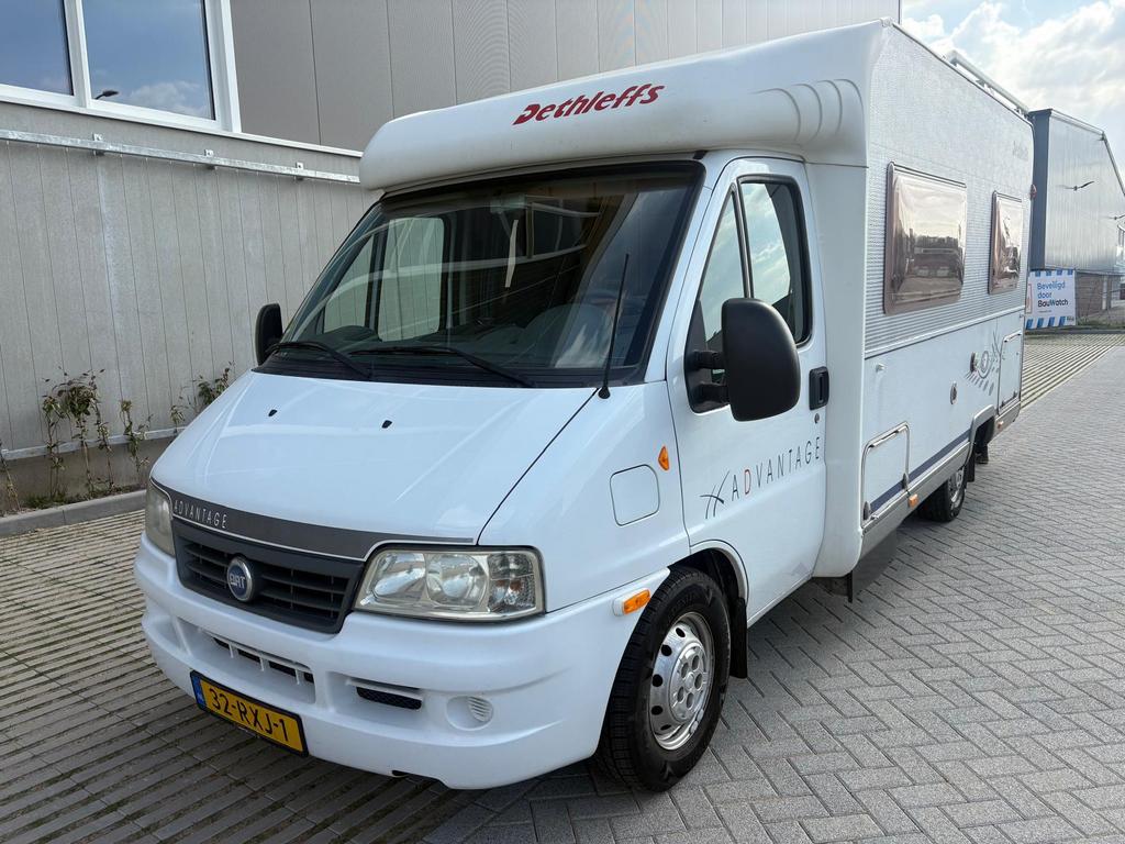 Dethleffs advantage, Caravans en Kamperen, Campers, Particulier, tot en met 4, Half-integraal, Dethleffs, Fiat, 5 tot 6 meter