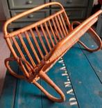 Vintage krantenbak jaren. 70, Huis en Inrichting, Woonaccessoires | Krantenbakken en Lectuurbakken, Ophalen, Gebruikt