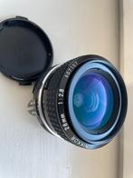 Nikkor 28mm f/2.8 objectief - Groothoeklens, Ophalen of Verzenden, Gebruikt, Groothoeklens