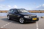 BMW 325i | automaat | pano | 1e eigenaar, Auto's, Automaat, Achterwielaandrijving, Zwart, 2497 cc
