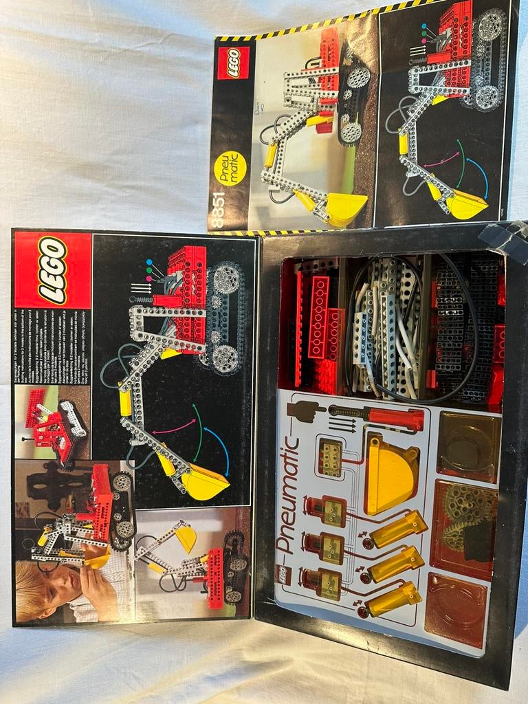 Lego Technic set 8851 Excavator Pneumatic werkend met doos, Kinderen en Baby's, Speelgoed | Duplo en Lego, Ophalen of Verzenden