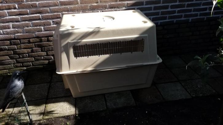 VARIKENNEL  TRANSPORTBOX  KUNSTOF, Dieren en Toebehoren, Hondenbenches, Ophalen