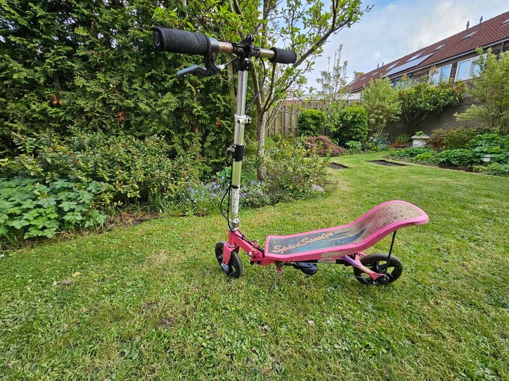 Space Scooter - Gebruikt, klaar voor een nieuw seizoen!, Fietsen en Brommers, Steps, Ophalen