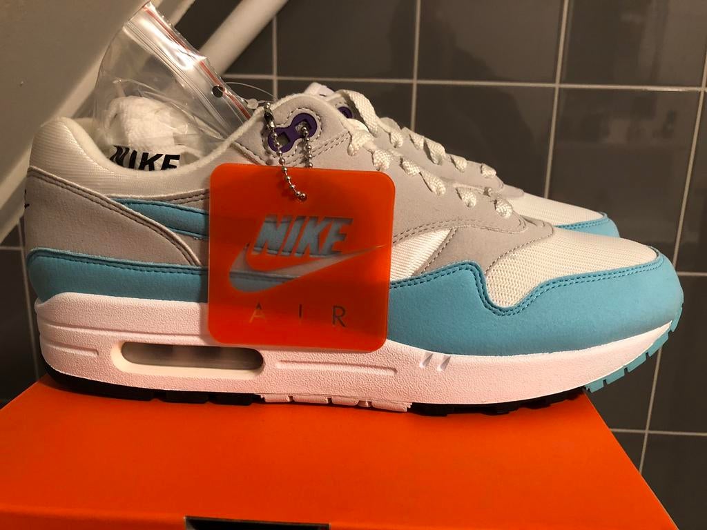 Nike air max 1 Anniversary Aqua nieuw us 9 42,5, Blauw, Nieuw, Ophalen of Verzenden, Sneakers of Gympen