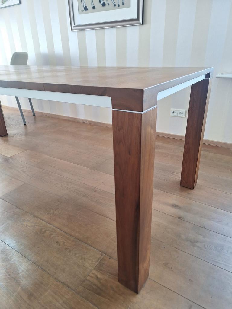 Leolux eettafel kersenhout - Zeer goede staat, Ophalen, 100 tot 150 cm, Zo goed als nieuw, 150 tot 200 cm