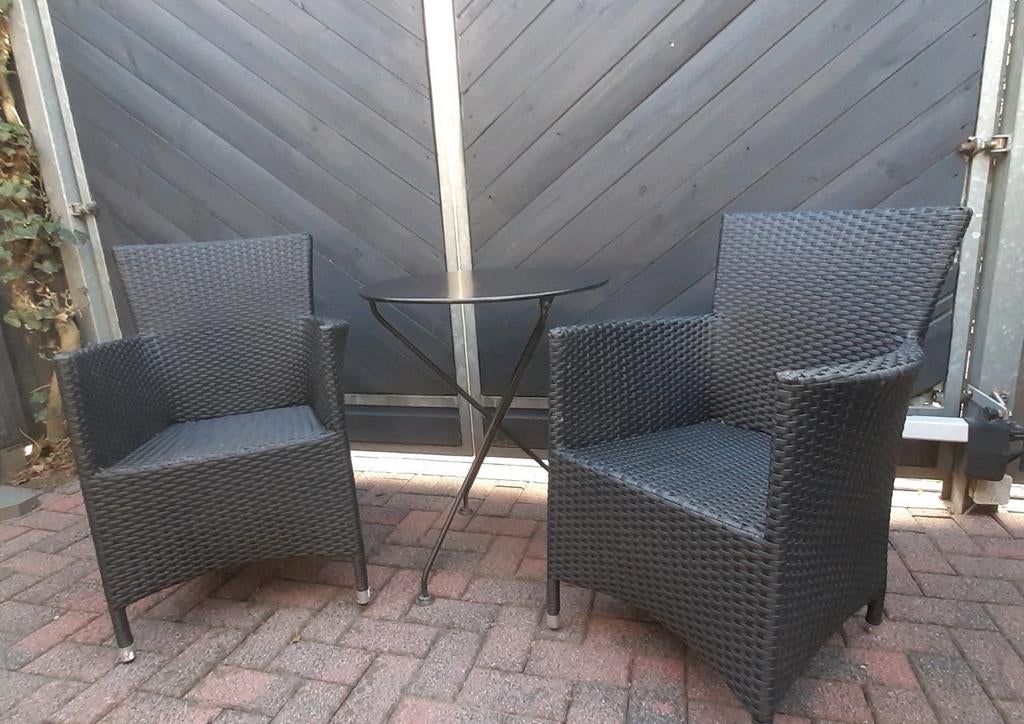 Leuk tuinsetje 2 wicker stoelen met metalen  tafeltje, Tuin en Terras, Tuinsets en Loungesets, Ophalen, Gebruikt
