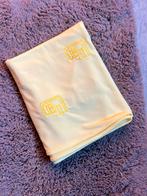 Hoofddoek geel NIEUW!, Kleding | Dames, Ophalen of Verzenden, Zo goed als nieuw, Sjaal