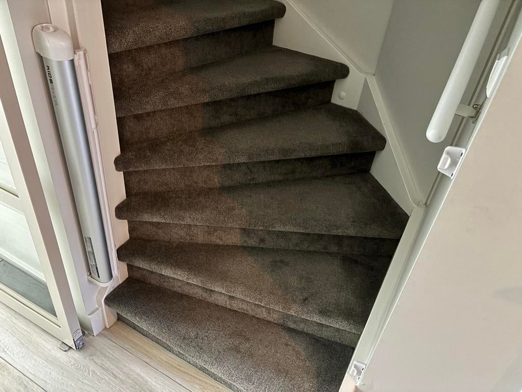 Kidsriver oprolhekje wit - perfecte staat, Kinderen en Baby's, Traphekjes, Ophalen, Overige materialen, Oprolhekje, Zo goed als nieuw