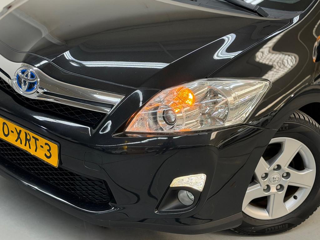 Toyota Auris 1.8 Full Hybrid Aspiration Camera, Euro 5, Gebruikt, 4 cilinders, Zwart