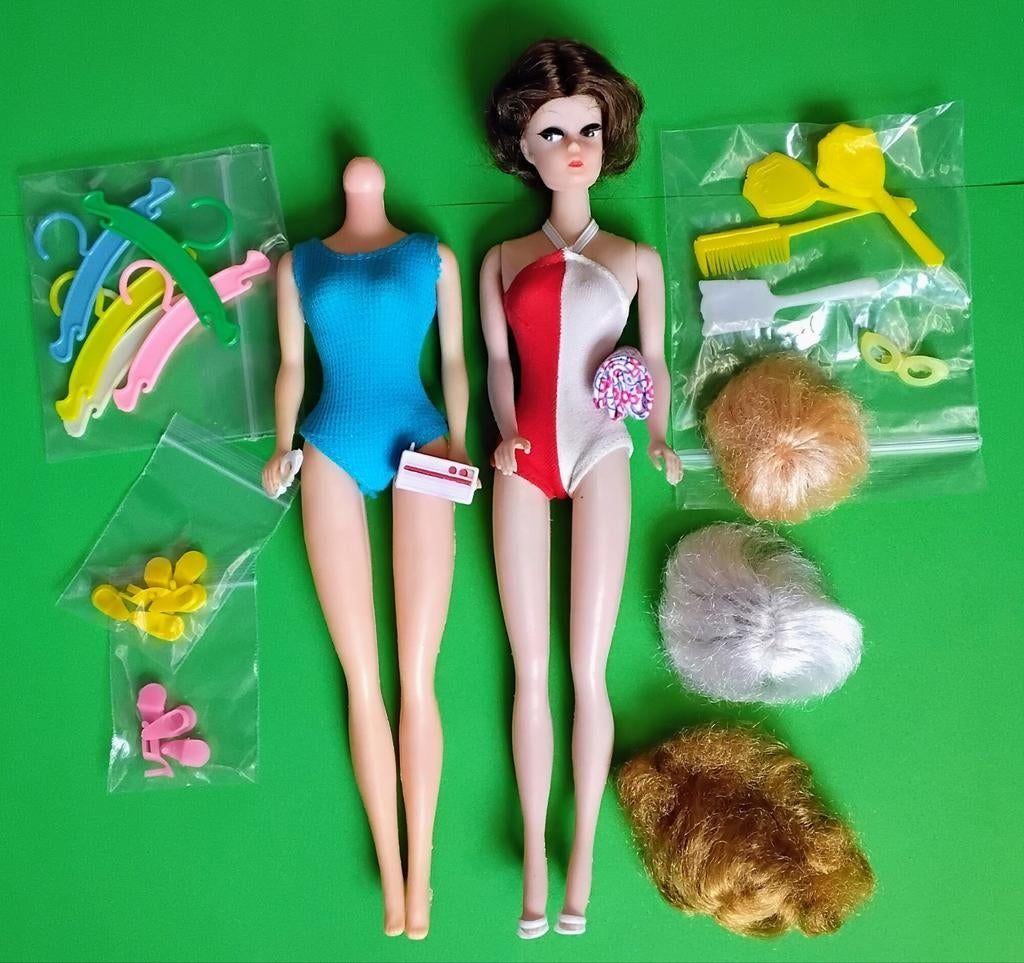 Vintage Barbie(Clone)#jaren'60/'70 Pruiken&Accessoires, Verzamelen, Poppen, Verzenden, Gebruikt, Pop