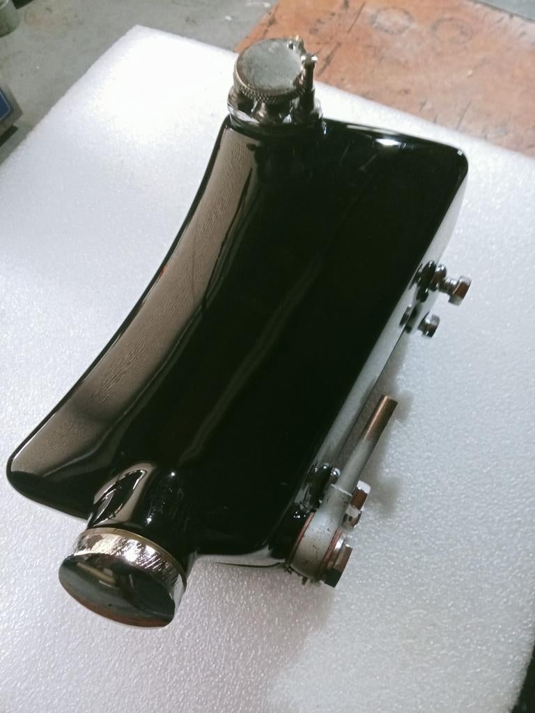 Gillet Herstal olietank 1930 aluminium, Ophalen of Verzenden, Gebruikt