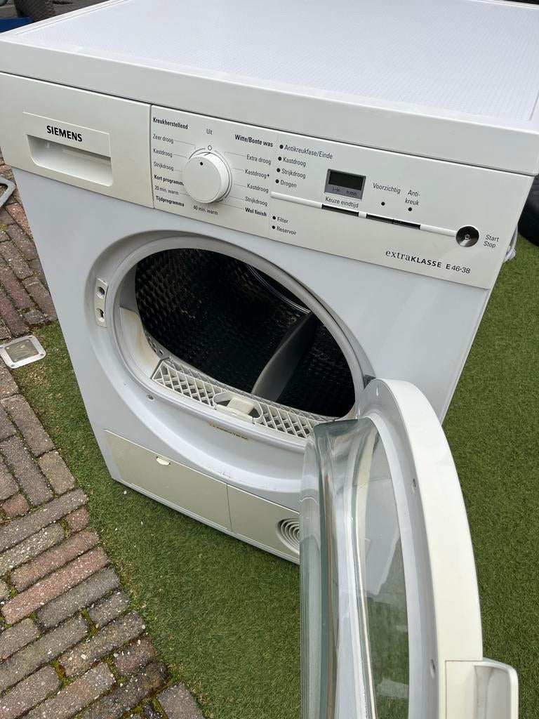 Siemens Extraklasse E46-38 condensdroger - Betrouwbaar, Witgoed en Apparatuur, Wasdrogers, Gebruikt, Ophalen of Verzenden, Voorlader