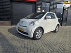 Toyota IQ 1.0 VVTi Comfort | AUTOMAAT | AIRCO | CRUISE CONTR, Euro 5, Gebruikt, 4 stoelen, Origineel Nederlands