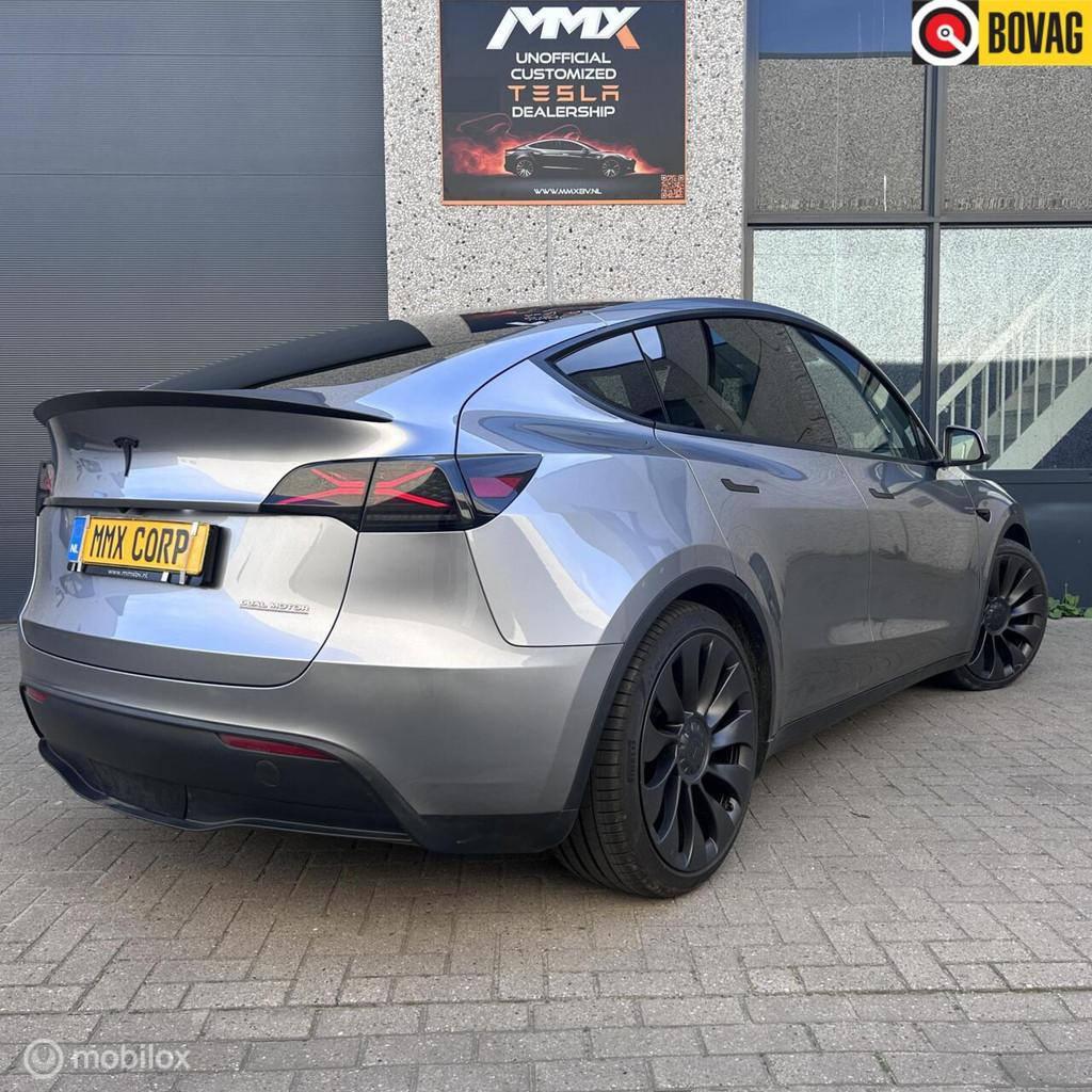 Tesla Model Y Performance + MMX PACK + TREKHAAK + IAP, Auto's, Tesla, Automaat, 514 km, Gebruikt, Overige carrosserieën