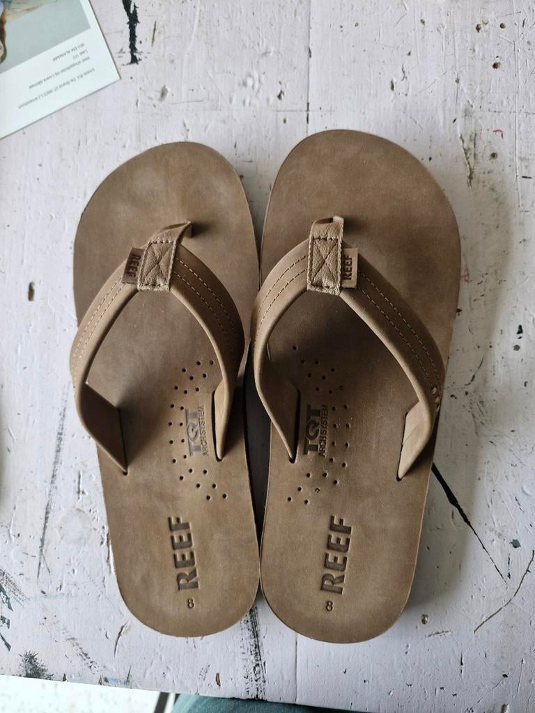 Nieuwe REEF slippers maat 39 (vallen als 40), Kleding | Dames, Schoenen, Ophalen of Verzenden