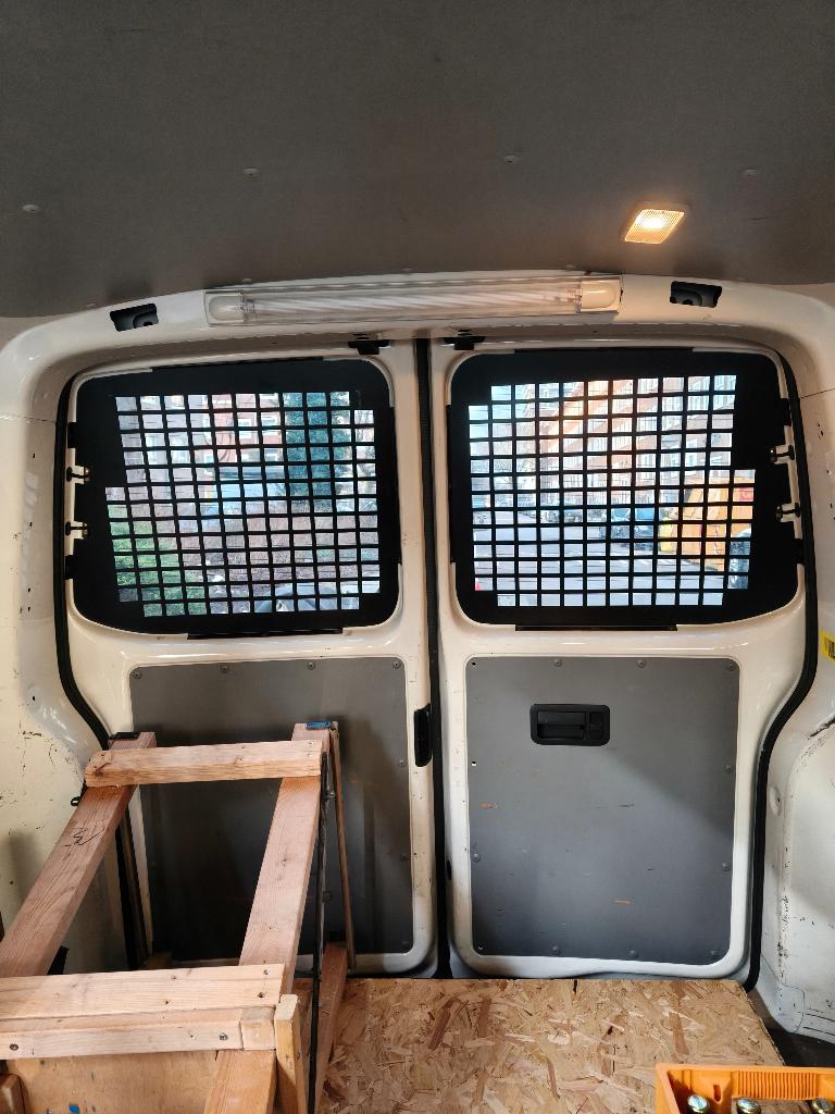 Raamroosters / Anti-inbraakroosters Volkswagen T5/T6., Ophalen, Gebruikt, Volkswagen